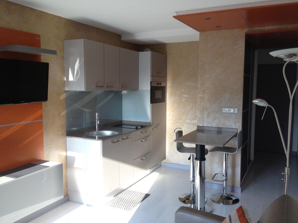 Ferienwohnung Les Platanes Toulouse Zimmer foto